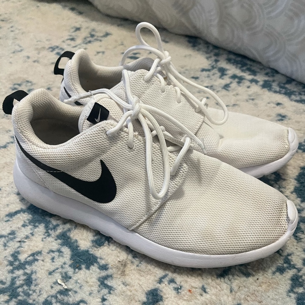 Nike Roshes